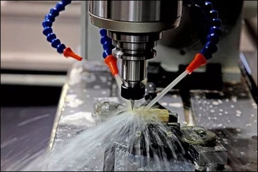 CNC加工用切削液–切削液のタイプ、機能、および選択のヒント