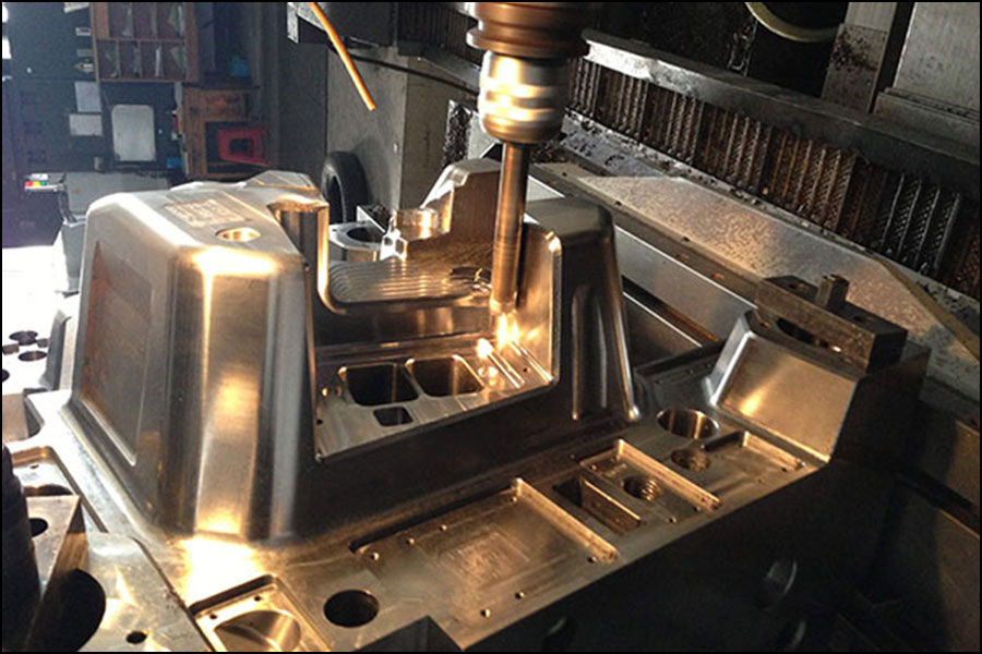 冷間変形金型鋼の加工特性と材料選定方法